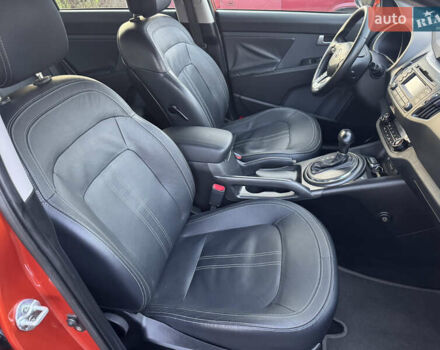Помаранчевий Кіа Sportage, об'ємом двигуна 2 л та пробігом 101 тис. км за 13300 $, фото 16 на Automoto.ua