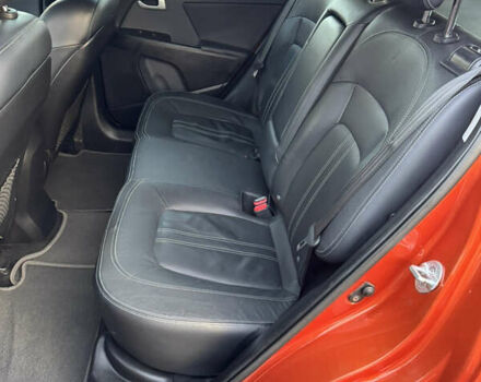 Помаранчевий Кіа Sportage, об'ємом двигуна 2 л та пробігом 101 тис. км за 13300 $, фото 12 на Automoto.ua