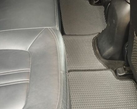 Помаранчевий Кіа Sportage, об'ємом двигуна 2 л та пробігом 240 тис. км за 12600 $, фото 6 на Automoto.ua