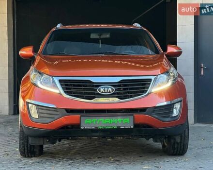 Оранжевый Киа Sportage, объемом двигателя 2 л и пробегом 190 тыс. км за 11900 $, фото 2 на Automoto.ua