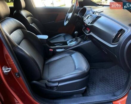 Оранжевый Киа Sportage, объемом двигателя 2 л и пробегом 190 тыс. км за 11900 $, фото 16 на Automoto.ua