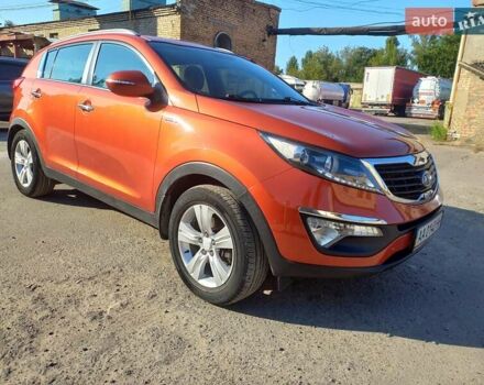 Оранжевый Киа Sportage, объемом двигателя 2 л и пробегом 120 тыс. км за 12599 $, фото 4 на Automoto.ua