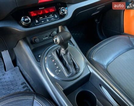 Оранжевый Киа Sportage, объемом двигателя 2 л и пробегом 190 тыс. км за 11900 $, фото 20 на Automoto.ua