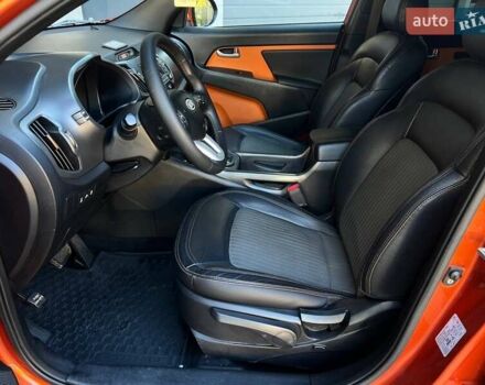 Оранжевый Киа Sportage, объемом двигателя 2 л и пробегом 190 тыс. км за 11900 $, фото 10 на Automoto.ua