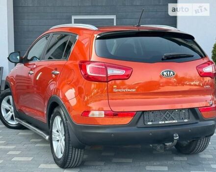 Помаранчевий Кіа Sportage, об'ємом двигуна 0 л та пробігом 260 тис. км за 13999 $, фото 13 на Automoto.ua