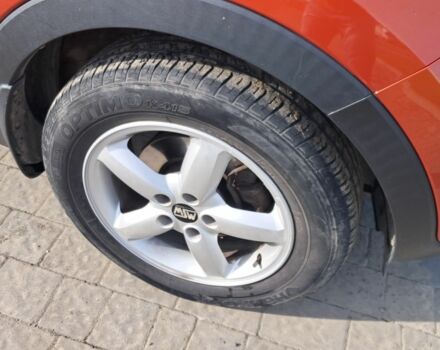 Оранжевый Киа Sportage, объемом двигателя 2 л и пробегом 217 тыс. км за 11500 $, фото 11 на Automoto.ua