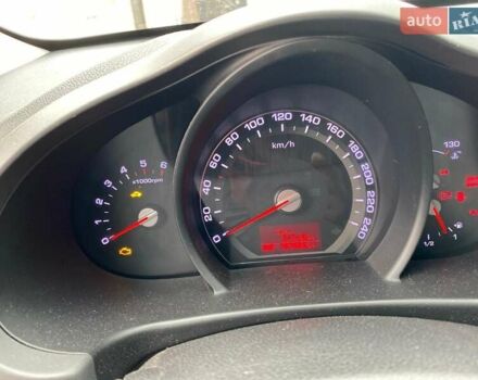 Оранжевый Киа Sportage, объемом двигателя 1.7 л и пробегом 198 тыс. км за 12700 $, фото 8 на Automoto.ua