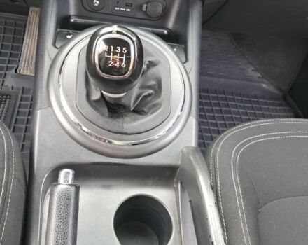 Оранжевый Киа Sportage, объемом двигателя 2 л и пробегом 217 тыс. км за 11500 $, фото 5 на Automoto.ua