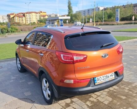 Оранжевый Киа Sportage, объемом двигателя 2 л и пробегом 217 тыс. км за 11500 $, фото 1 на Automoto.ua