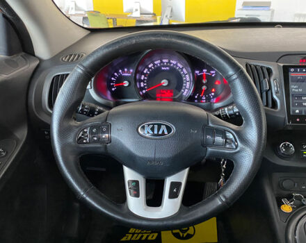 Оранжевый Киа Sportage, объемом двигателя 1.7 л и пробегом 260 тыс. км за 10000 $, фото 17 на Automoto.ua