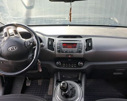 Оранжевый Киа Sportage, объемом двигателя 2 л и пробегом 217 тыс. км за 11500 $, фото 3 на Automoto.ua