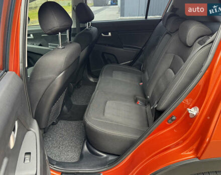 Оранжевый Киа Sportage, объемом двигателя 2 л и пробегом 143 тыс. км за 12300 $, фото 16 на Automoto.ua