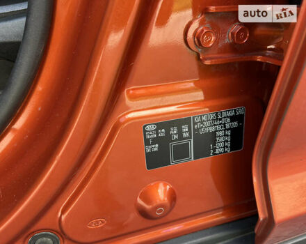 Оранжевый Киа Sportage, объемом двигателя 0 л и пробегом 97 тыс. км за 14200 $, фото 19 на Automoto.ua
