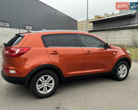 Оранжевый Киа Sportage, объемом двигателя 2 л и пробегом 143 тыс. км за 12300 $, фото 5 на Automoto.ua
