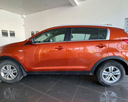 Оранжевый Киа Sportage, объемом двигателя 1.7 л и пробегом 260 тыс. км за 10000 $, фото 3 на Automoto.ua