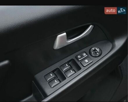 Оранжевый Киа Sportage, объемом двигателя 2 л и пробегом 197 тыс. км за 12000 $, фото 17 на Automoto.ua