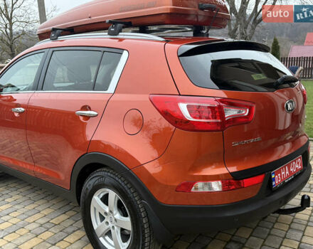Оранжевый Киа Sportage, объемом двигателя 2 л и пробегом 195 тыс. км за 13850 $, фото 8 на Automoto.ua