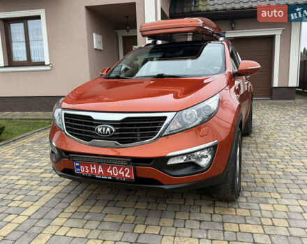 Оранжевый Киа Sportage, объемом двигателя 2 л и пробегом 195 тыс. км за 13850 $, фото 2 на Automoto.ua