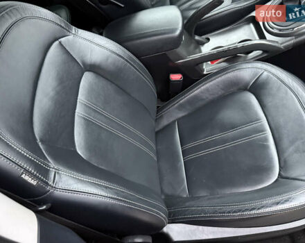 Оранжевый Киа Sportage, объемом двигателя 2 л и пробегом 195 тыс. км за 13850 $, фото 23 на Automoto.ua