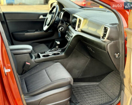 Оранжевый Киа Sportage, объемом двигателя 1.59 л и пробегом 26 тыс. км за 19500 $, фото 15 на Automoto.ua