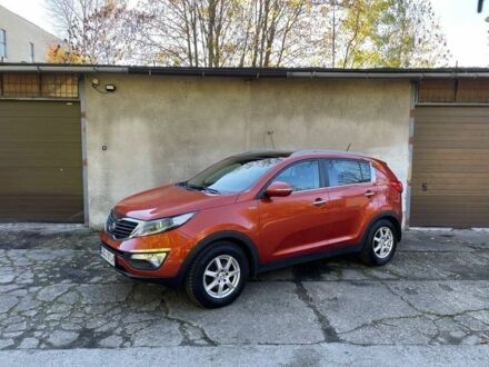 Оранжевый Киа Sportage, объемом двигателя 2 л и пробегом 150 тыс. км за 7900 $, фото 1 на Automoto.ua