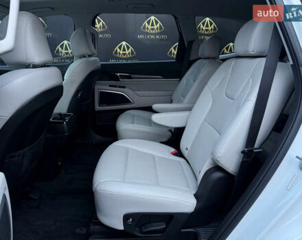 Белый Киа Telluride, объемом двигателя 3.78 л и пробегом 48 тыс. км за 28600 $, фото 12 на Automoto.ua
