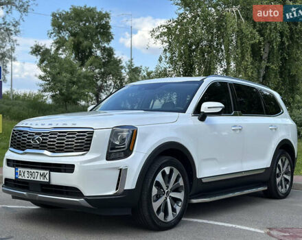 Белый Киа Telluride, объемом двигателя 3.78 л и пробегом 46 тыс. км за 29500 $, фото 4 на Automoto.ua