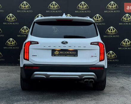 Белый Киа Telluride, объемом двигателя 3.78 л и пробегом 48 тыс. км за 28600 $, фото 4 на Automoto.ua