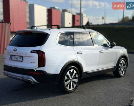 Белый Киа Telluride, объемом двигателя 3.8 л и пробегом 136 тыс. км за 21000 $, фото 9 на Automoto.ua