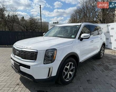 Белый Киа Telluride, объемом двигателя 3.8 л и пробегом 189 тыс. км за 15300 $, фото 1 на Automoto.ua