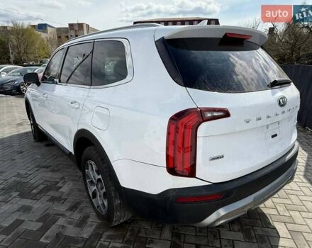 Білий Кіа Telluride, об'ємом двигуна 3.8 л та пробігом 188 тис. км за 16200 $, фото 3 на Automoto.ua