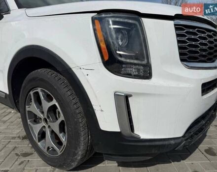 Білий Кіа Telluride, об'ємом двигуна 3.8 л та пробігом 188 тис. км за 16200 $, фото 9 на Automoto.ua