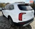 Білий Кіа Telluride, об'ємом двигуна 3.8 л та пробігом 188 тис. км за 16200 $, фото 3 на Automoto.ua