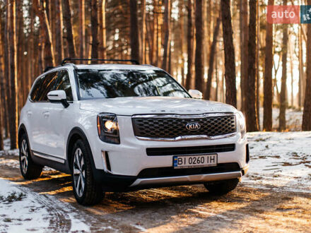 Киа Telluride 2020 в Полтаве на Automoto.ua Белый Киа Telluride, объемом двигателя 3.78 л и пробегом 124 тыс. км за 27500 $, фото 1 на Automoto.ua