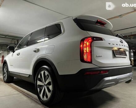 Киа Telluride, объемом двигателя 3.8 л и пробегом 18 тыс. км за 32300 $, фото 7 на Automoto.ua