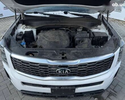 Киа Telluride, объемом двигателя 3.8 л и пробегом 189 тыс. км за 15300 $, фото 8 на Automoto.ua