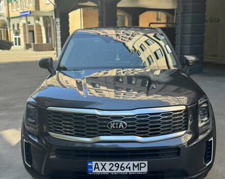 Сірий Кіа Telluride, об'ємом двигуна 3.78 л та пробігом 13 тис. км за 23500 $, фото 3 на Automoto.ua