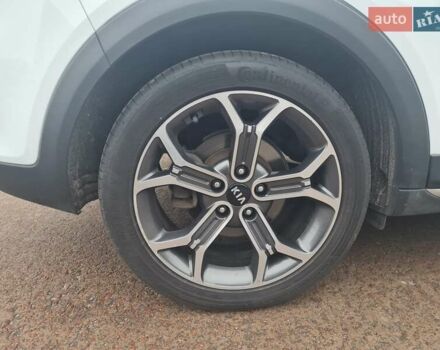 Белый Киа XCeed, объемом двигателя 1.6 л и пробегом 141 тыс. км за 21000 $, фото 6 на Automoto.ua