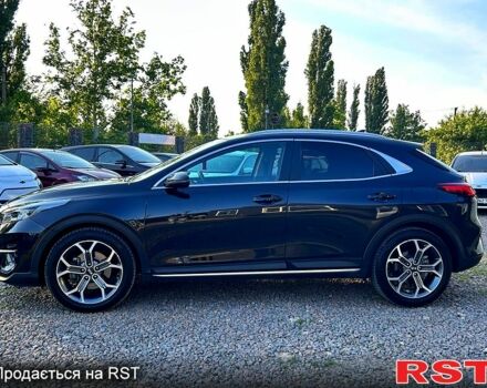 Білий Кіа XCeed, об'ємом двигуна 3.3 л та пробігом 69 тис. км за 19000 $, фото 5 на Automoto.ua