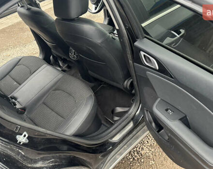 Чорний Кіа XCeed, об'ємом двигуна 1.58 л та пробігом 97 тис. км за 15400 $, фото 16 на Automoto.ua