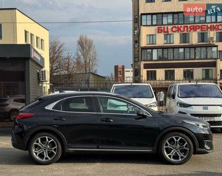 Чорний Кіа XCeed, об'ємом двигуна 1.4 л та пробігом 68 тис. км за 17100 $, фото 4 на Automoto.ua