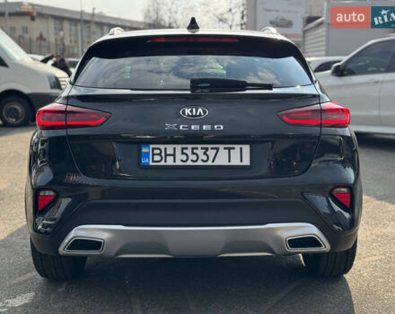 Чорний Кіа XCeed, об'ємом двигуна 1.4 л та пробігом 68 тис. км за 17100 $, фото 6 на Automoto.ua
