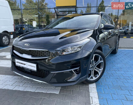 Чорний Кіа XCeed, об'ємом двигуна 1.35 л та пробігом 70 тис. км за 17900 $, фото 1 на Automoto.ua
