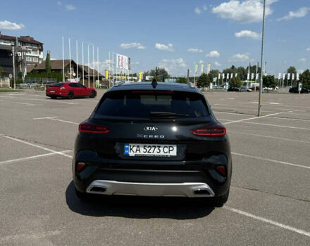 Черный Киа XCeed, объемом двигателя 1.35 л и пробегом 65 тыс. км за 22200 $, фото 3 на Automoto.ua