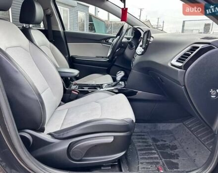 Чорний Кіа XCeed, об'ємом двигуна 1.35 л та пробігом 67 тис. км за 19000 $, фото 30 на Automoto.ua