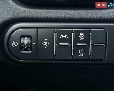 Чорний Кіа XCeed, об'ємом двигуна 1.35 л та пробігом 70 тис. км за 17900 $, фото 23 на Automoto.ua
