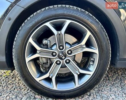 Черный Киа XCeed, объемом двигателя 1.35 л и пробегом 71 тыс. км за 16700 $, фото 9 на Automoto.ua