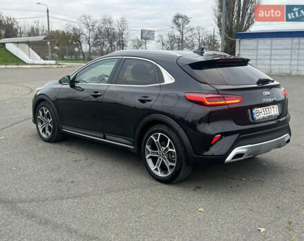 Черный Киа XCeed, объемом двигателя 1.35 л и пробегом 70 тыс. км за 17200 $, фото 10 на Automoto.ua