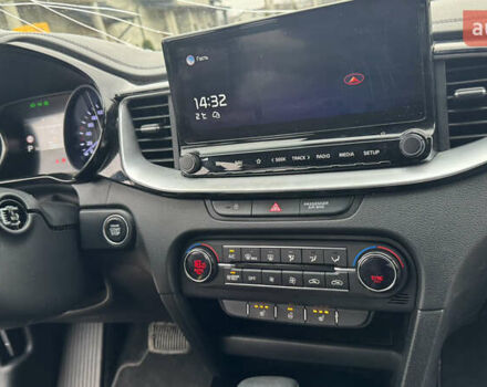 Чорний Кіа XCeed, об'ємом двигуна 1.58 л та пробігом 97 тис. км за 15400 $, фото 19 на Automoto.ua