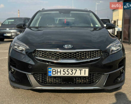 Чорний Кіа XCeed, об'ємом двигуна 1.4 л та пробігом 68 тис. км за 17100 $, фото 1 на Automoto.ua